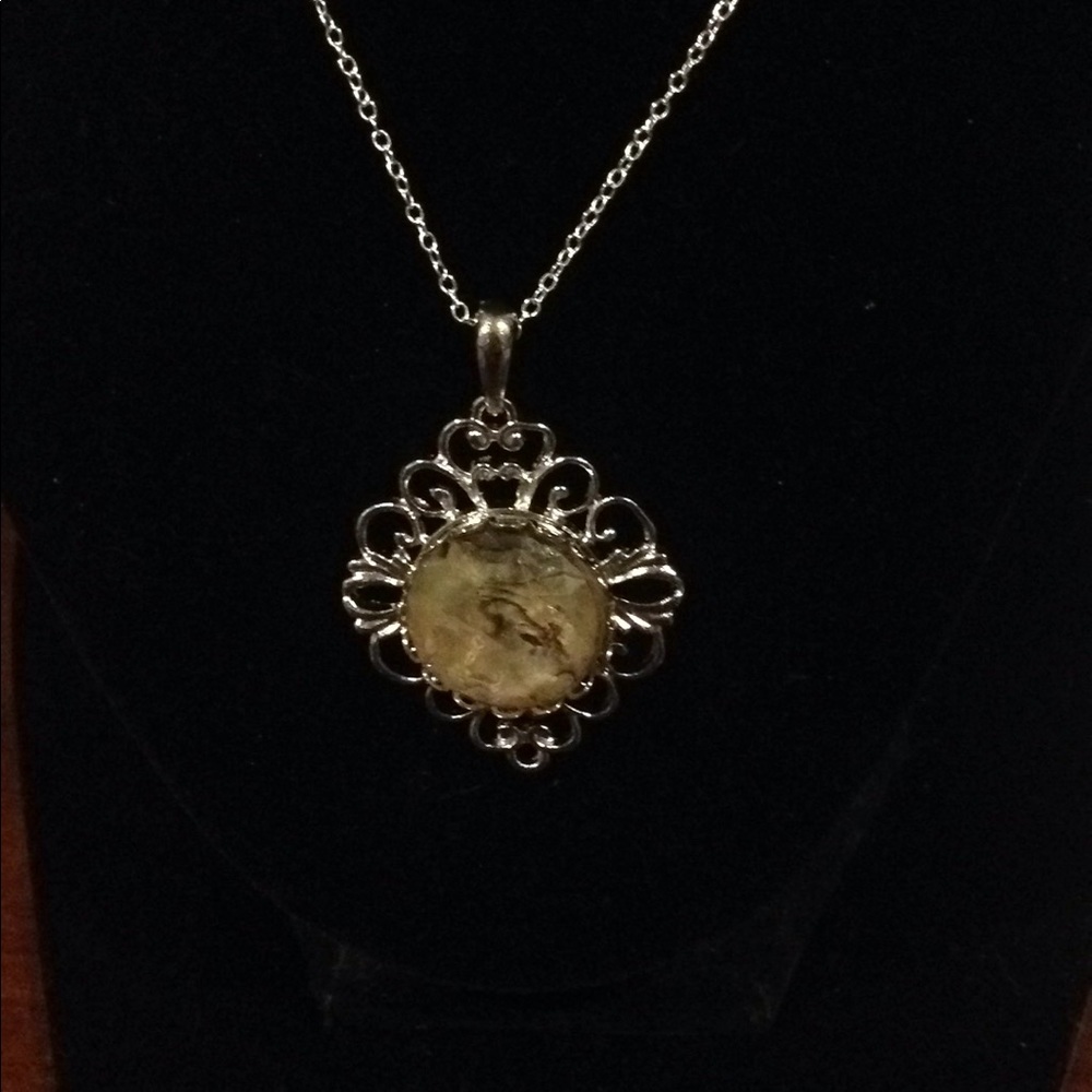 Beautiful Statement necklace